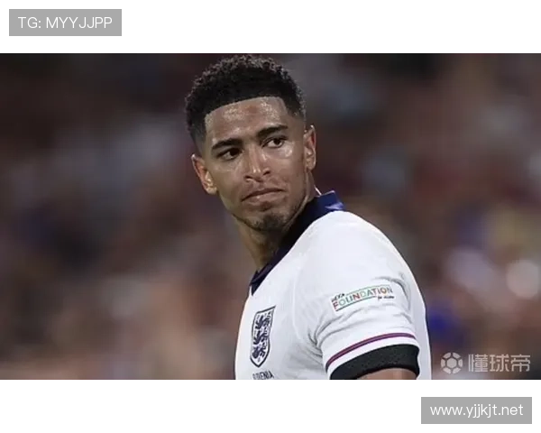 贝林厄姆 vs 鲁尼：少年成名轨迹与早期影响力对比分析