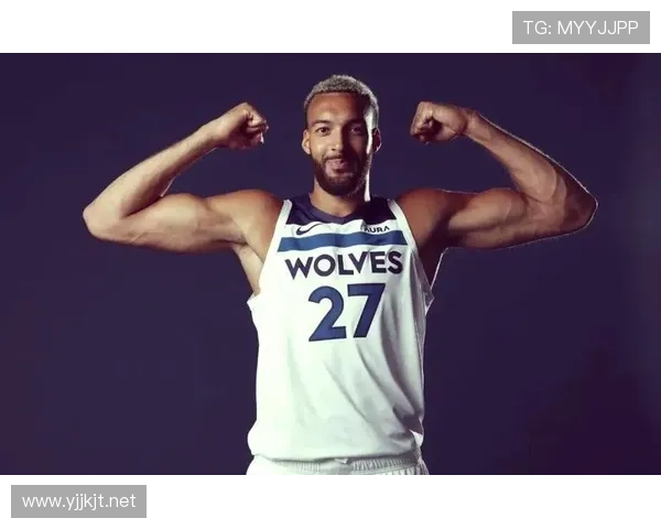 戈贝尔挡拆掩护提升防守转换效率，拉开内线护筐差距