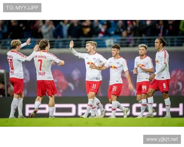 莱比锡红牛资本话题持续发酵，球队未来发展策略面临多重考验